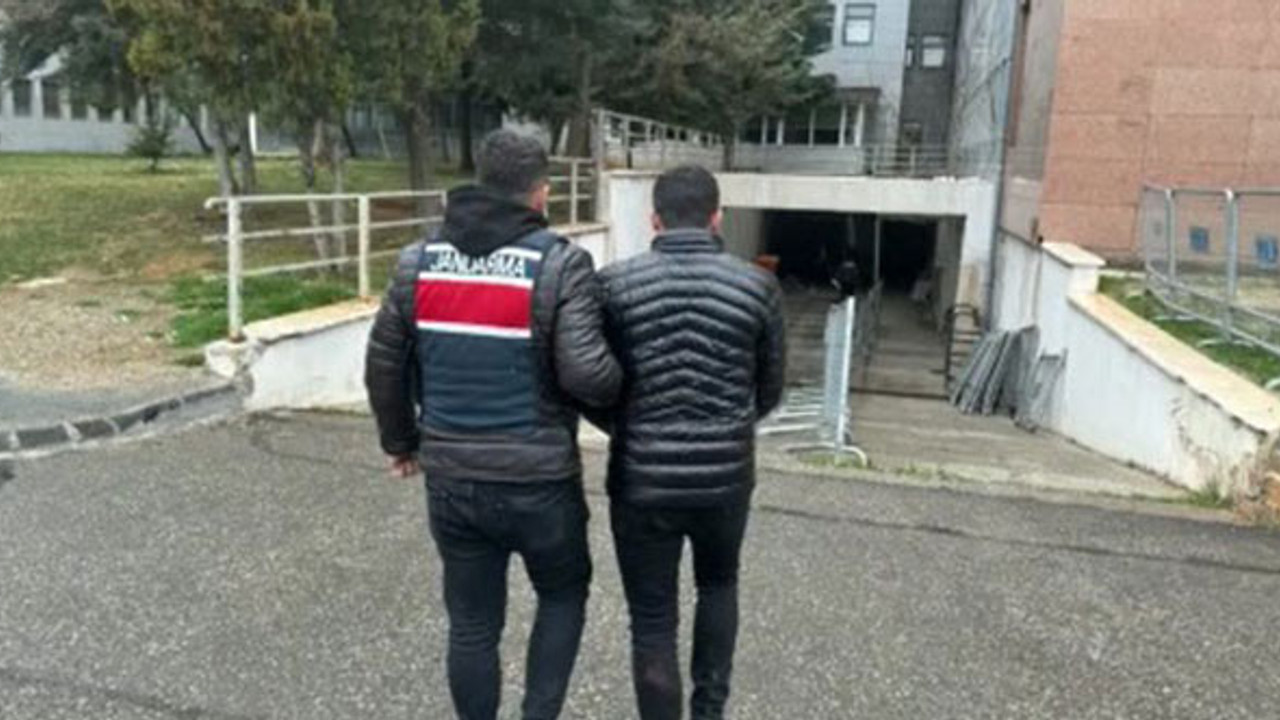 Aranan şahıslar jandarmaya yakalandı: 18 suçlu hapsi boyladı