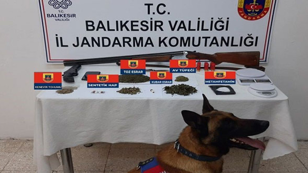 Balıkesir'de jandarmadan uyuşturucu operasyonu