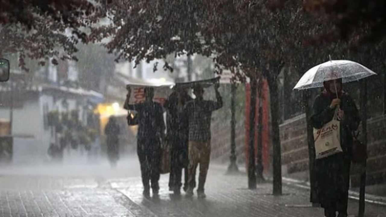 İlkbaharda kış geri döndü! Meteoroloji'den 20 ile "sarı" kodlu uyarı: Sıcaklıklar düşüyor