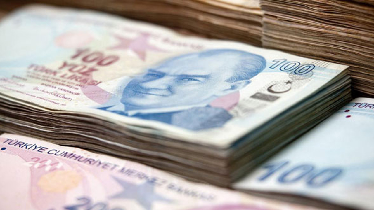 Memurlardan maaşlara 'seyyanen zam' talebi: Enflasyon ücretleri eritti
