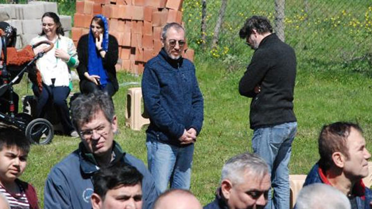 Oyuncu Şehsuvar Aktaş'ın acı günü: Anne ve babasına veda etti