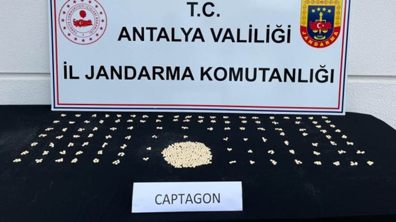 Antalya’da zehir tacirine darbe: Piyasaya sürmek üzereyken yakalandı!