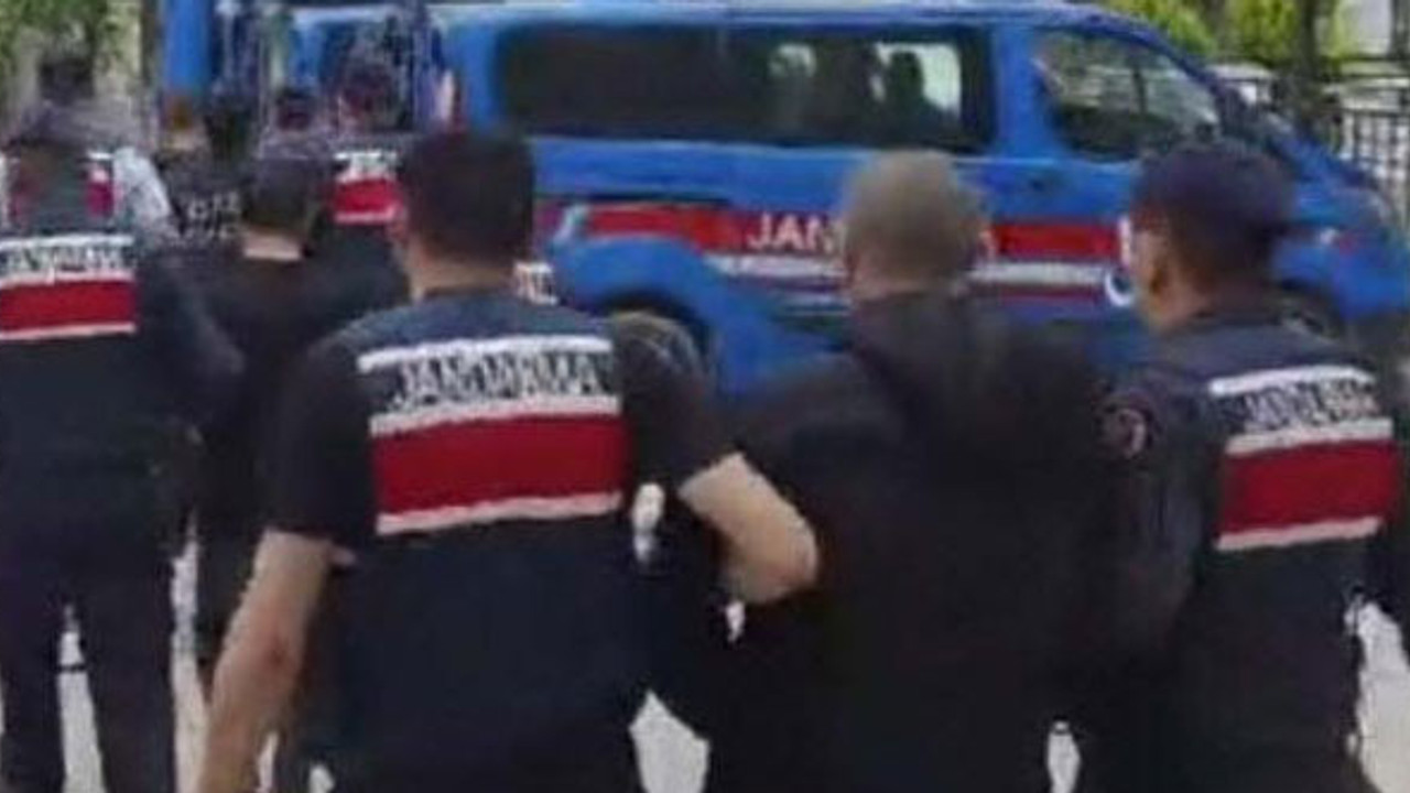 İzmir'deki 'Kökünü Kurutma Operasyonu'na 260 tutuklama