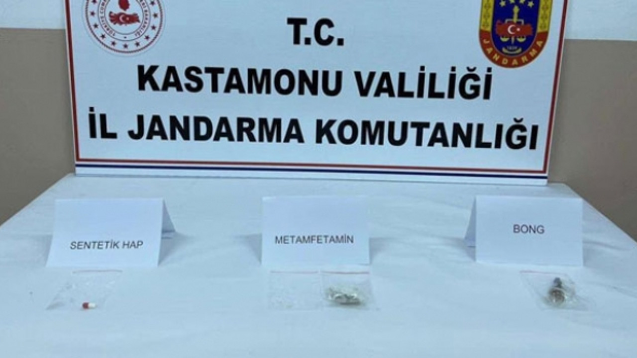 Jandarma'nın paketlediği zehir taciri hapsi boyladı