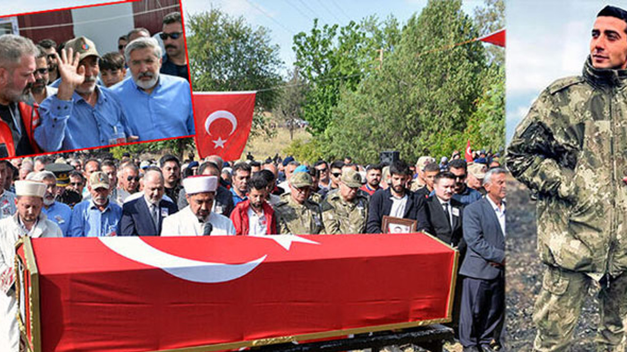 Şehit oğlunu el sallayarak uğurladı