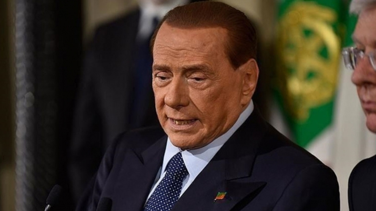 Eski İtalya Başbakanı Berlusconi hayatını kaybetti