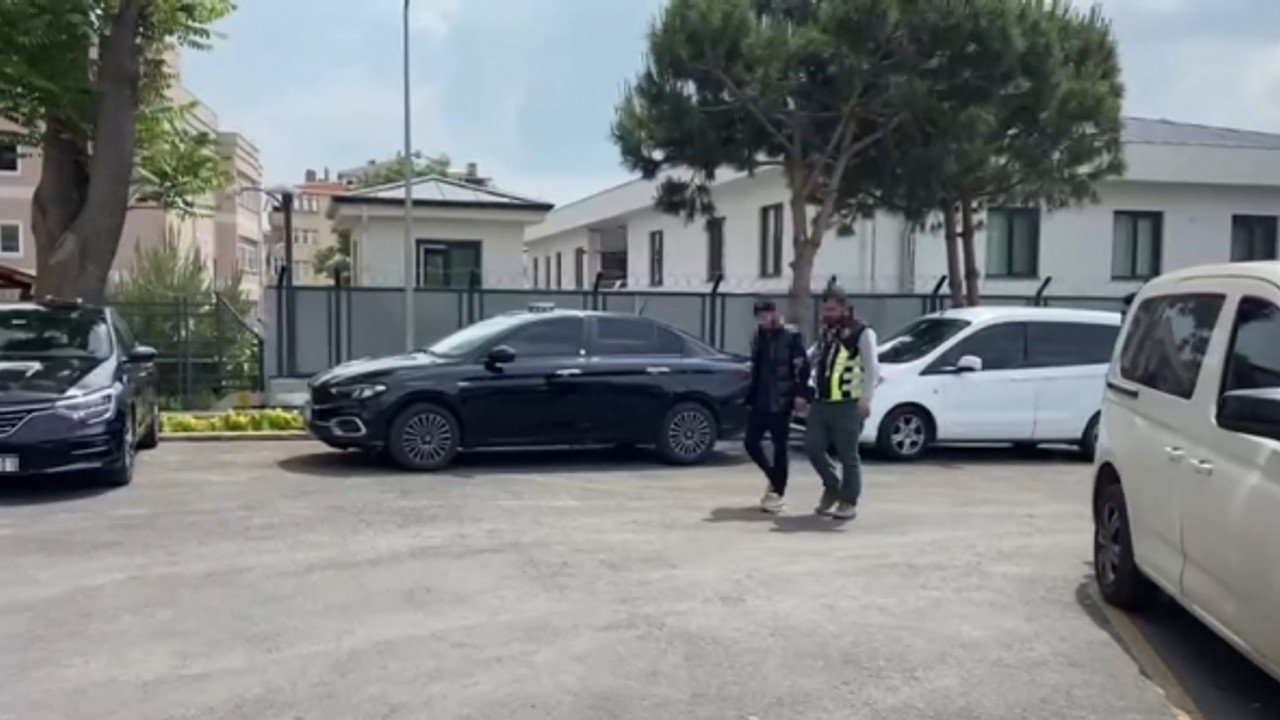 Gaziosmanpaşa CHP mahalle bürosuna saldırıya 3 gözaltı