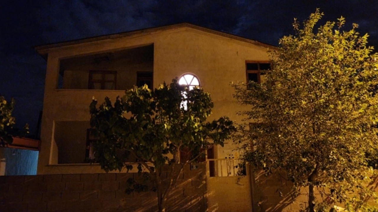 İmam ve eşi, evlerinde tabancayla öldürülmüş halde bulundu