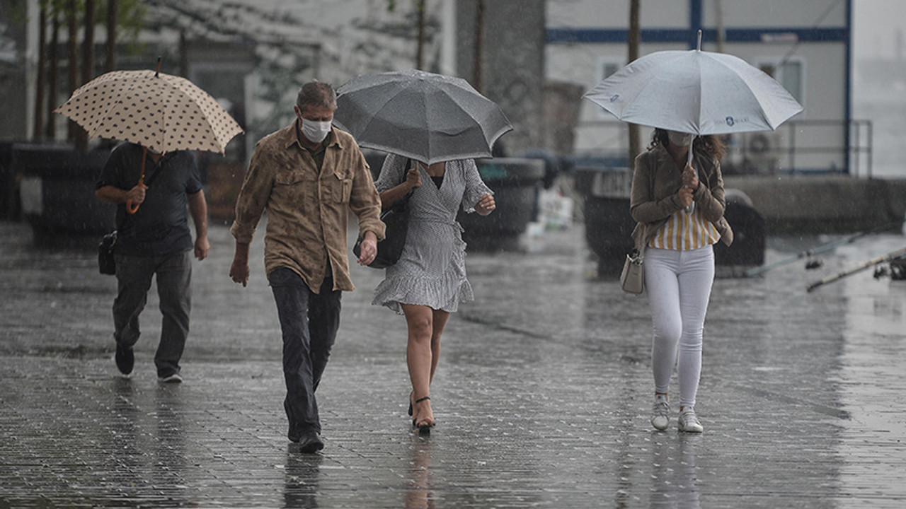 Meteoroloji haritayla paylaşarak saat verdi