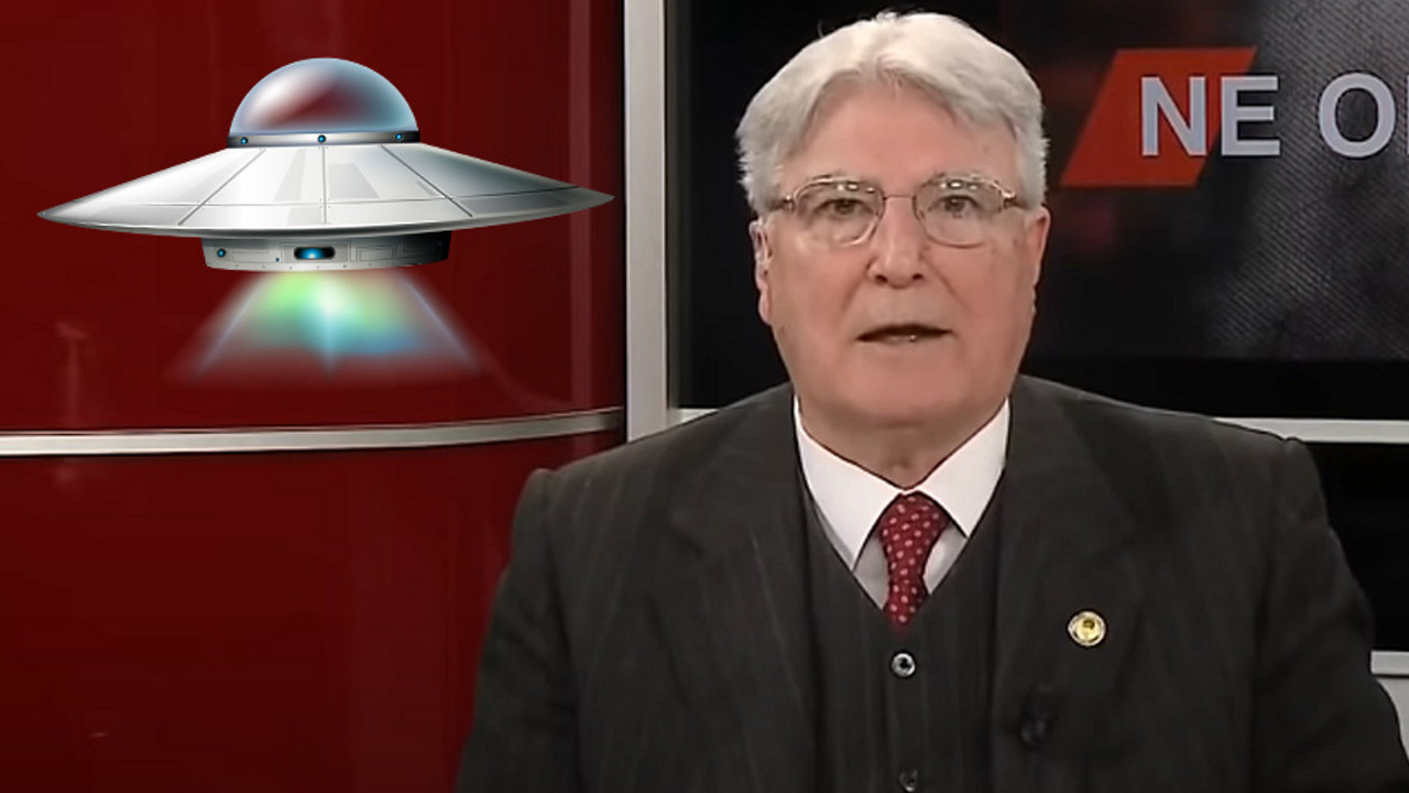 Emekli Korgeneral Karakuş'tan 'UFO' çıkışı: Bizi takip ettiler, deprem olmadan birkaç gün önce göründüler