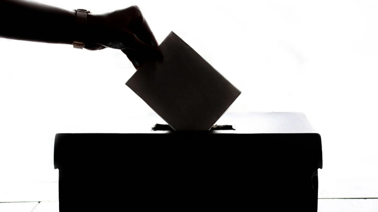 Geçersiz oy nedir? Zarf yırtılır, mühür taşarsa oy geçersiz olur mu? 31 Mart 2024 Mahalli İdareler Seçimleri