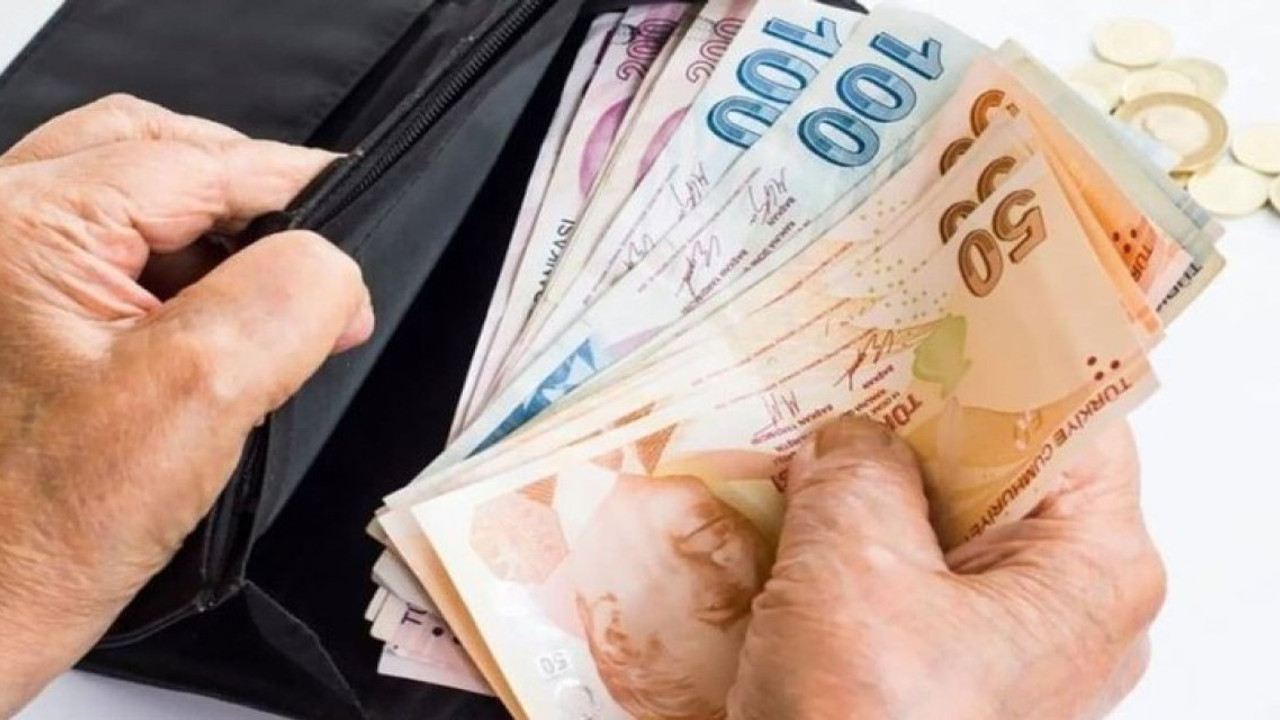 Emeklilere Müjde! En Düşük Emekli Maaşı Güncelleniyor...