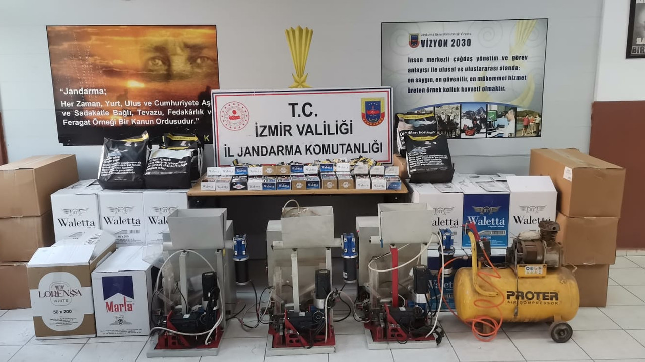 İzmir’de kaçak sigara operasyonu: 2 kişi tutuklandı