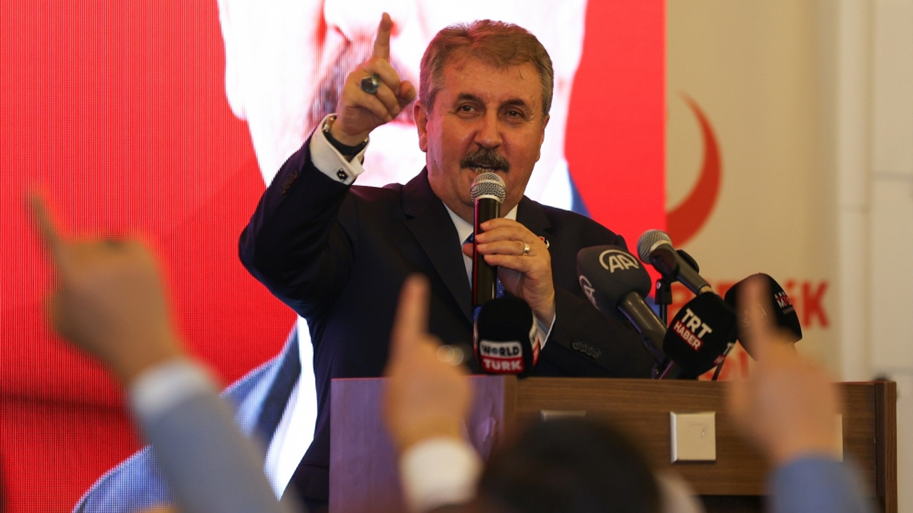 BBP Genel Başkanı Destici, partisinin İstanbul il kongresinde konuştu: