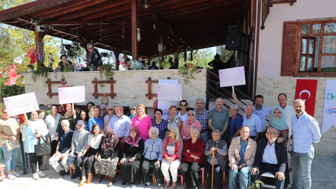 Alzheimer Yaşam Evi’nde hastalık değil, sevgi var