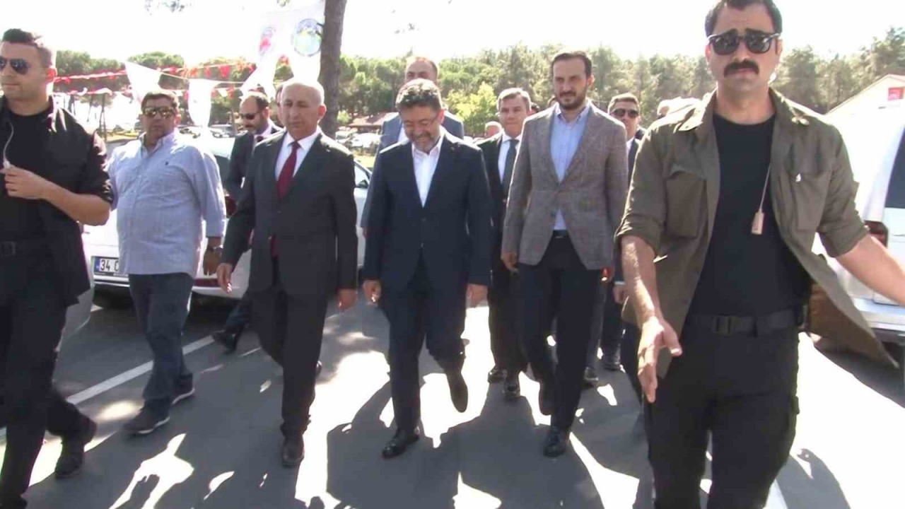 Bakan Yumaklı Beykoz’da ‘Büyük Kastamonu Festivali’ne katıldı