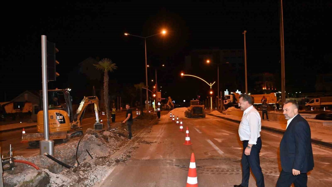 Balıkesir TCDD Gar meydanında hummalı çalışma