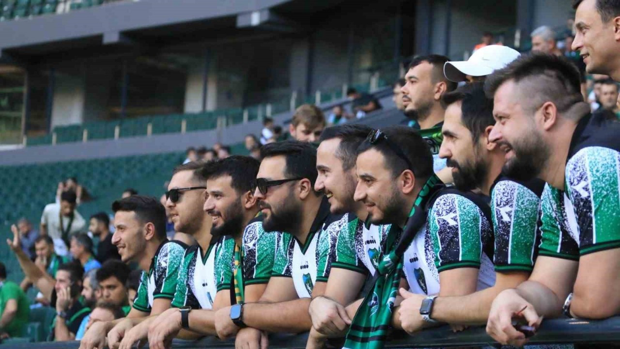 Kocaeli Üniversitesi öğrencileri, Kocaelispor maçlarını artık ücretsiz izleyecek