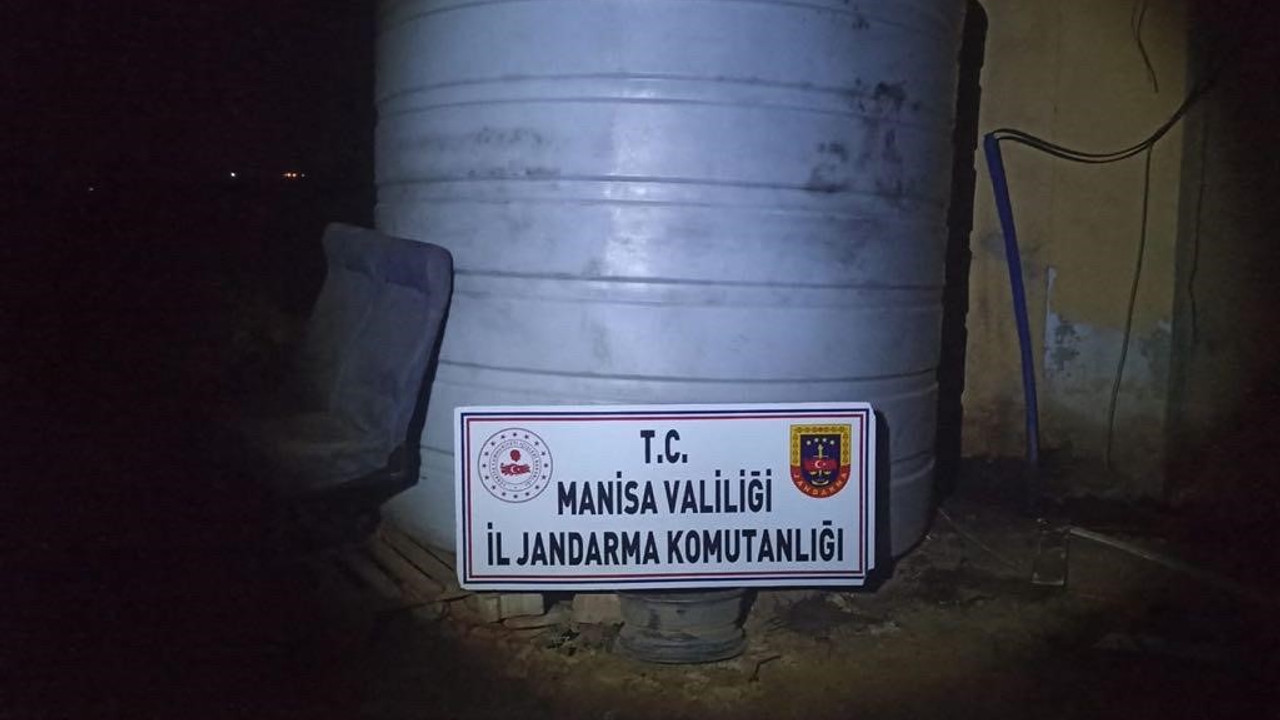 Salihli’de 2 bin 500 litre kaçak akaryakıt ele geçirildi