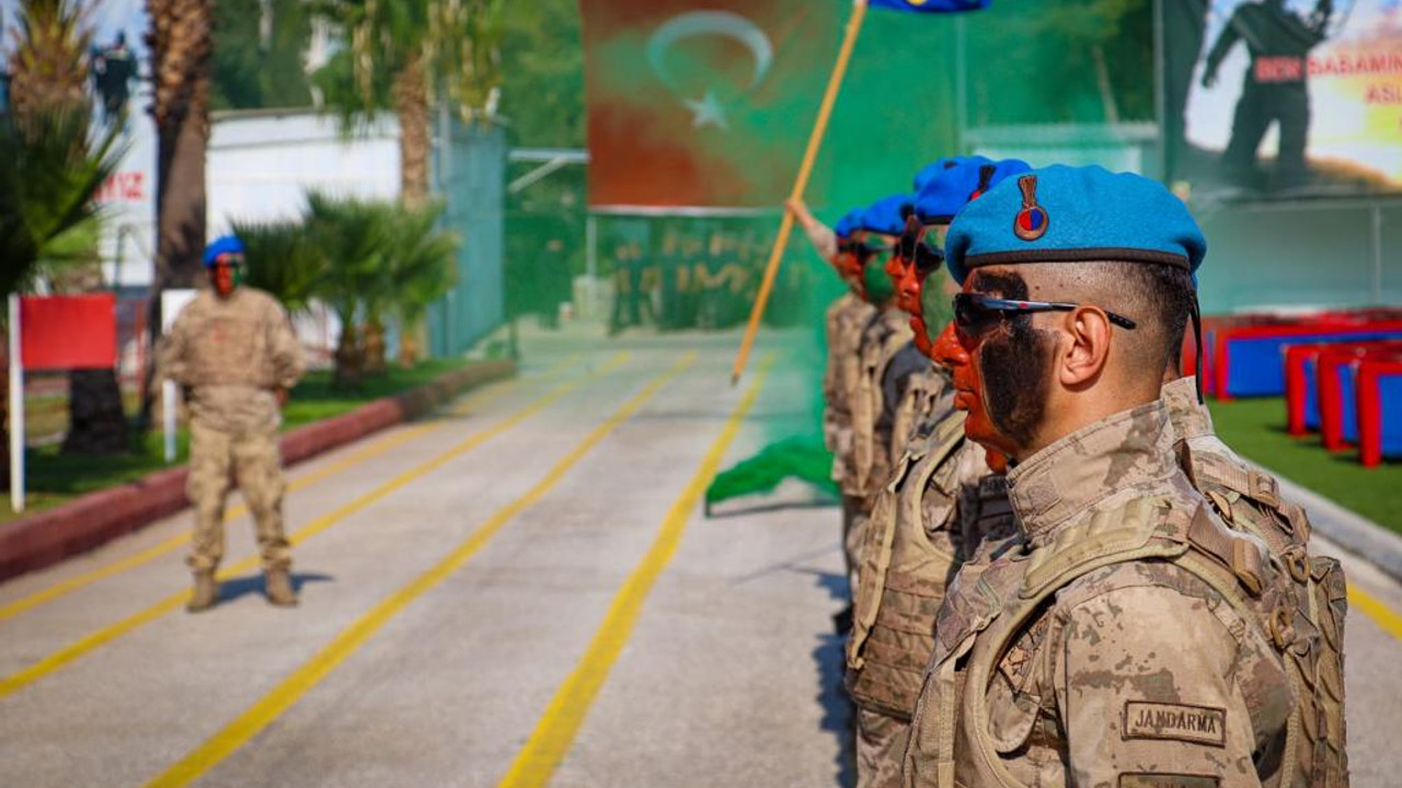 Çanakkale'de eğitimleri tamamlanan acemi erler yemin etti