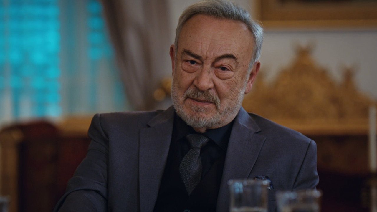 Ünlü oyuncu Mehmet Ulay hayatını kaybetti