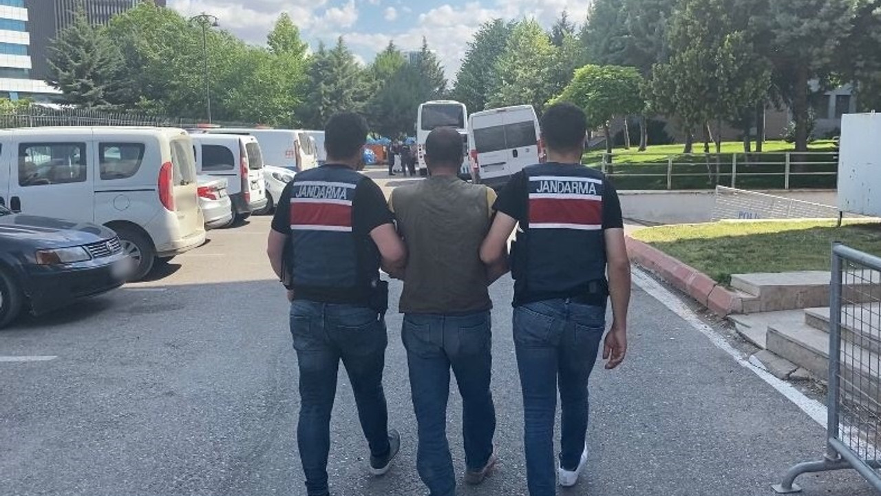 Jandarma 28 yıl hapisle aranan zanlıyı yakaladı