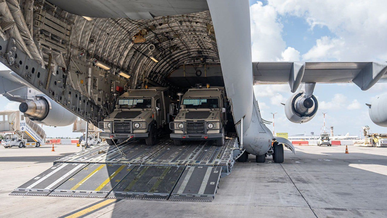 İsrail’e 13 günde 1000 ton silah ve mühimmat geldi