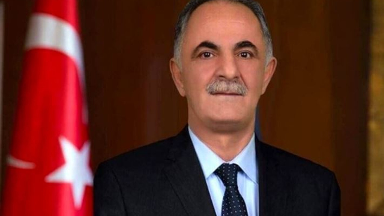 Yolsuzluk iddiaları sonrası Horasan Belediye Başkanı Abdulkadir Aydın AK Parti'den istifa etti