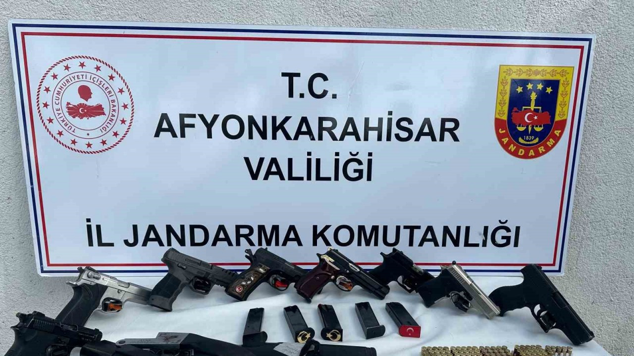 Afyonkarahisar’da 'maganda' operasyonu: 12 gözaltı