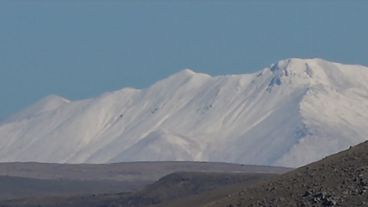Ardahan’ın yüksek kesimleri karla kaplandı