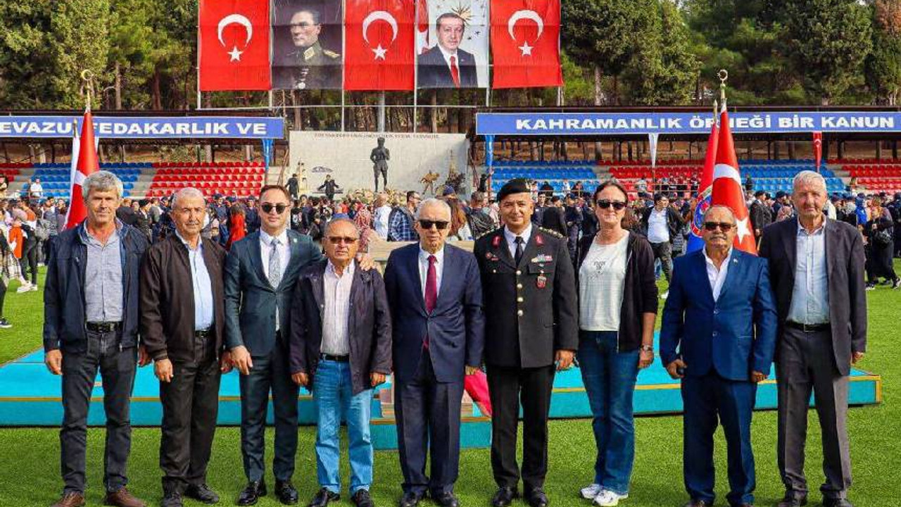 Çanakkale'de acemi erlerin 'yemin' heyecanı ailelere duygusal anlar yaşattı
