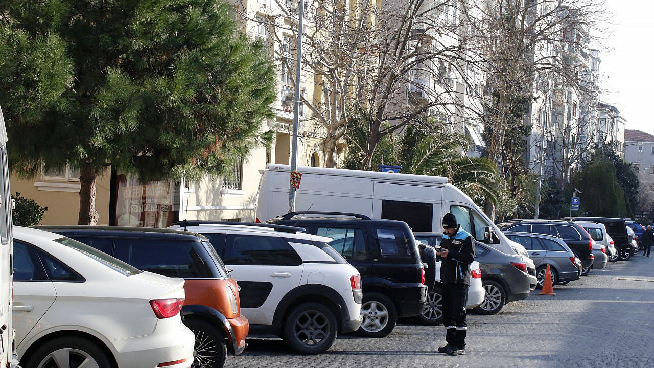 İstanbul'da bir otoparkta giriş çıkış ücretini gören gözlerine inanamadı!