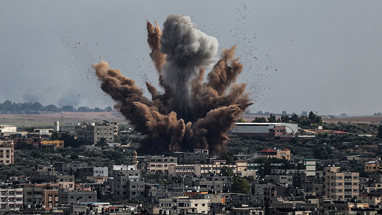 Savaş uçakları camiyi bombaladı: İsrail saldırıyı kabul etti!