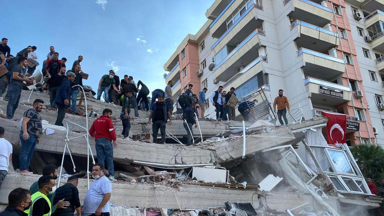Depremin 3’üncü yılında İzmir: Yıkımın sorumluları hala yargılanıyor