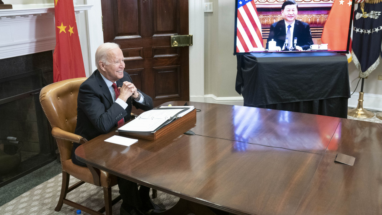 Biden, Çinli mevkidaşına 'diktatör' dedi