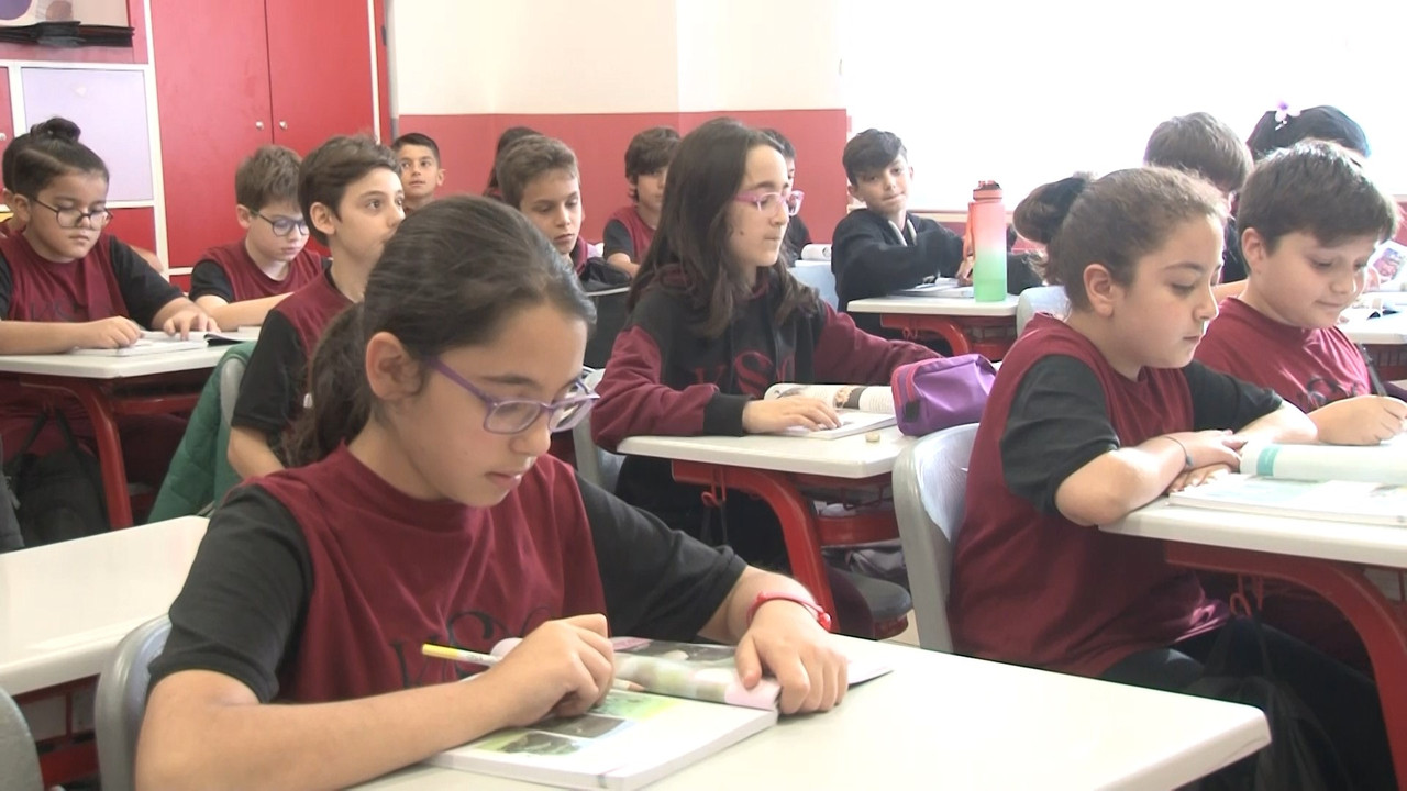 Öğrencilerin ara tatil heyecanı başladı! Ara tatil ve sömestr tatilleri ne zaman?