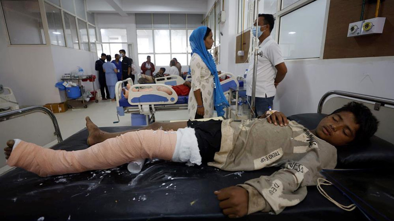 Nepal’de son 8 yılın en şiddetli depremi: Can kaybı 137’ye yükseldi