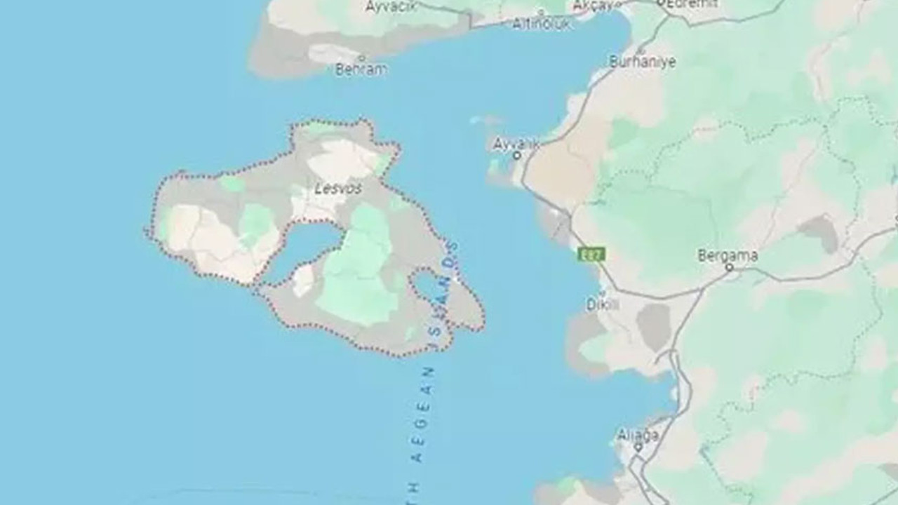 İstanbul'a doğru yola çıkan kargo gemisi İzmir açıklarında battı