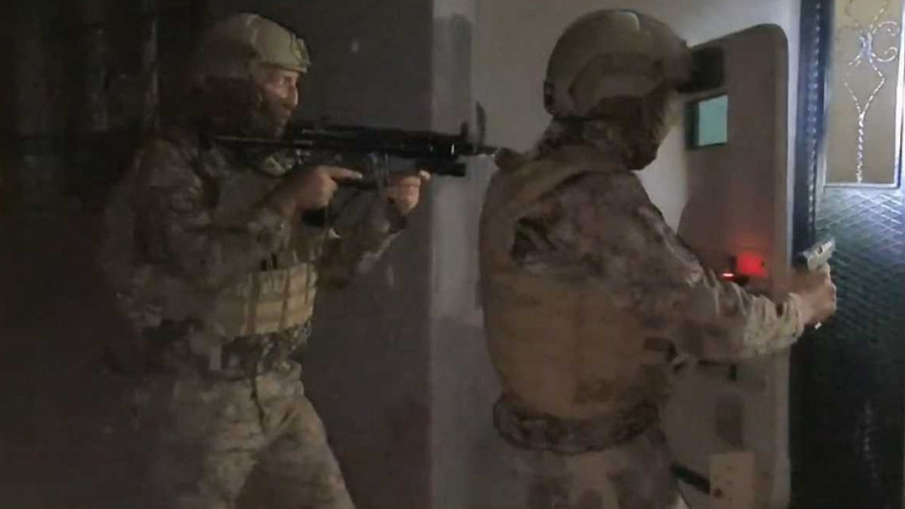 Bursa'da zehir tacirlerine şafak operasyonu: Onlarca kilo uyuşturucu madde ele geçirildi!