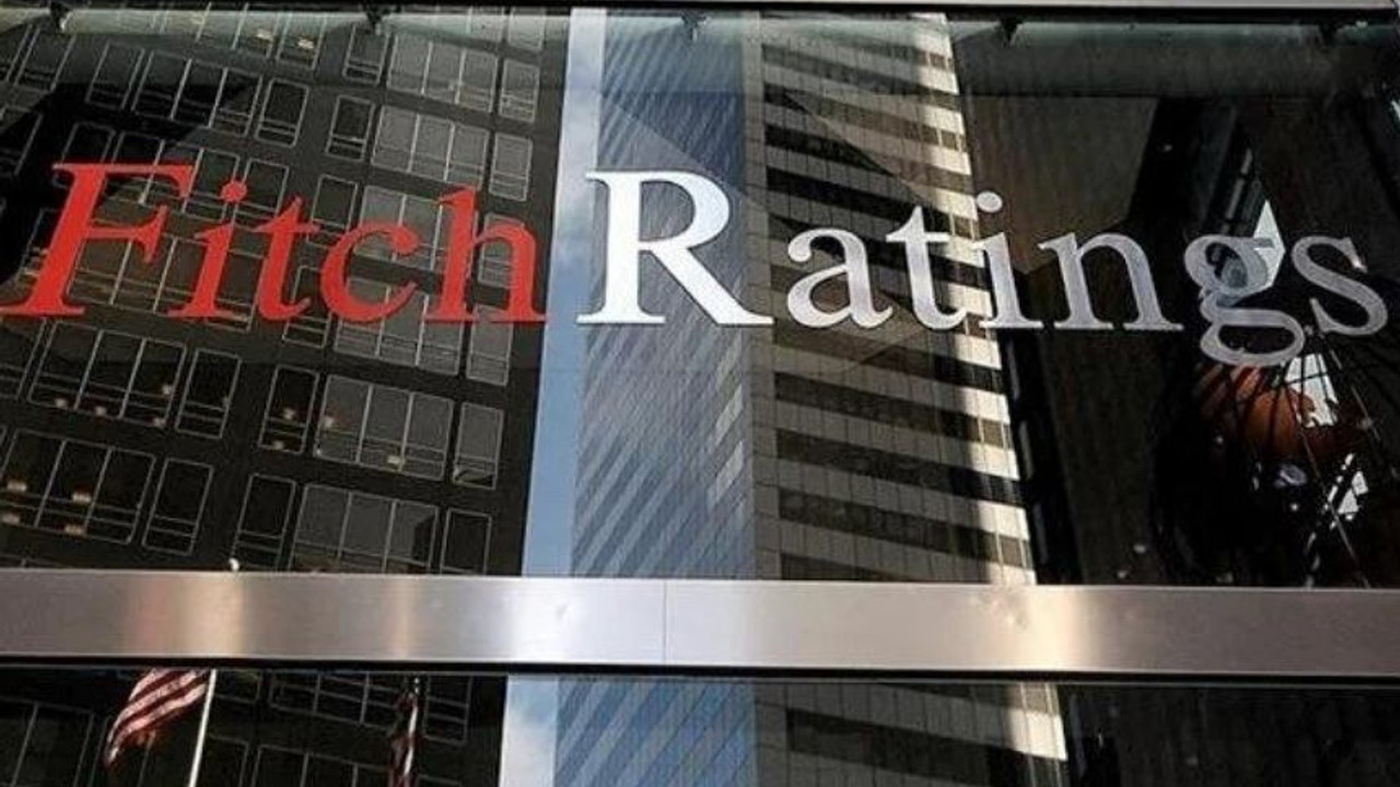 Fitch, Türkiye'nin orta vadeli büyüme tahminini yükseltti