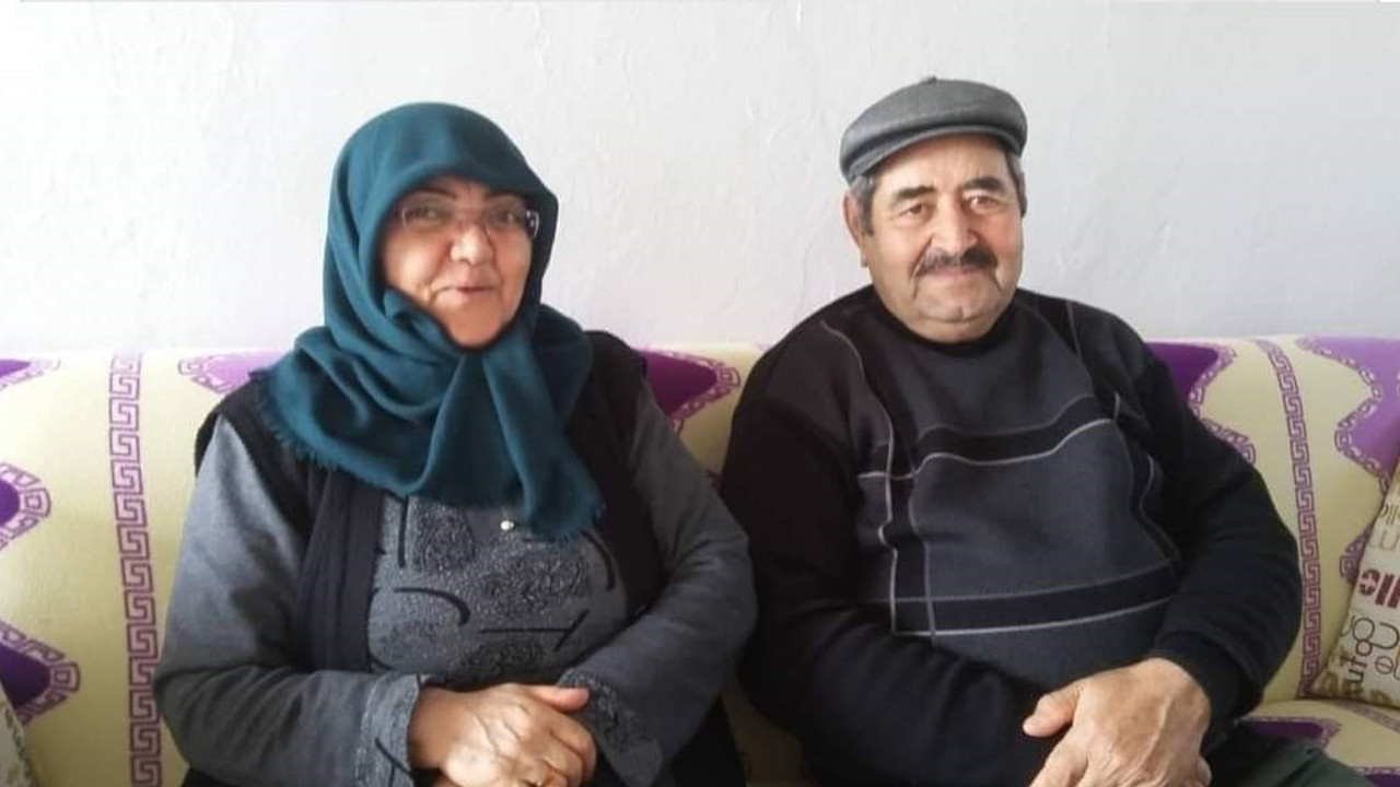 Ölen eşinin acısına dayanamayıp kendini vurdu