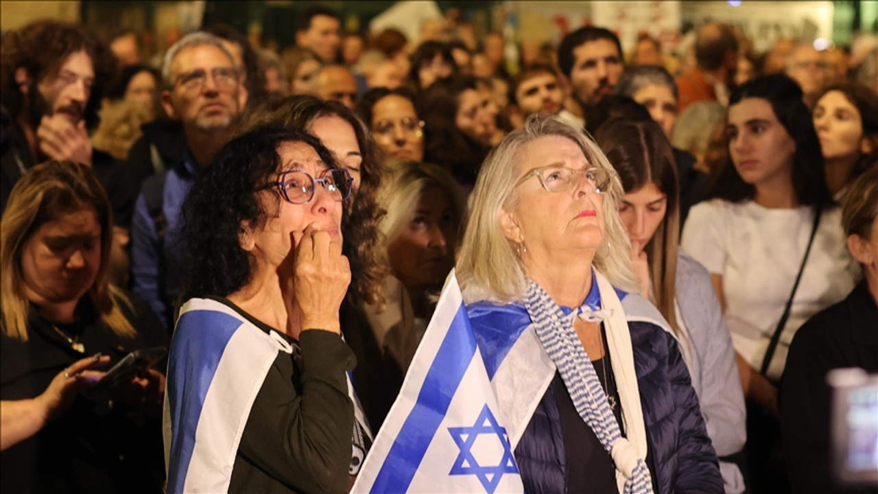 İsrailliler, Netanyahu'nun istifası için çadır kurdu