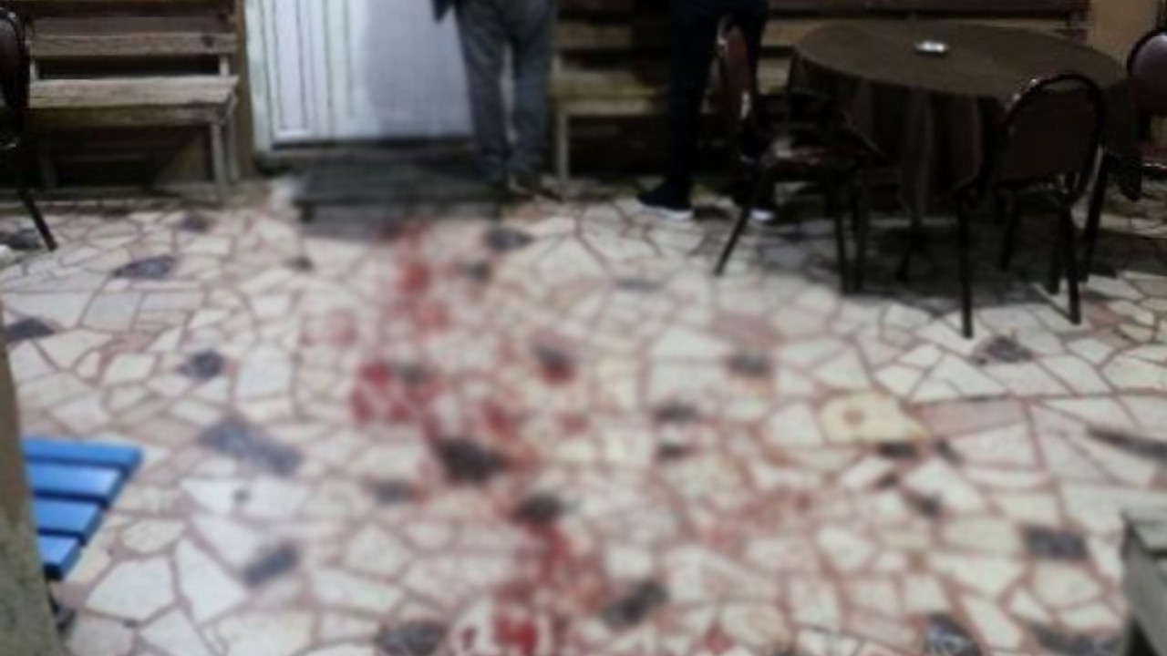 Eski muhtardan kahvehanede kurşun yağmuru: 1 ölü
