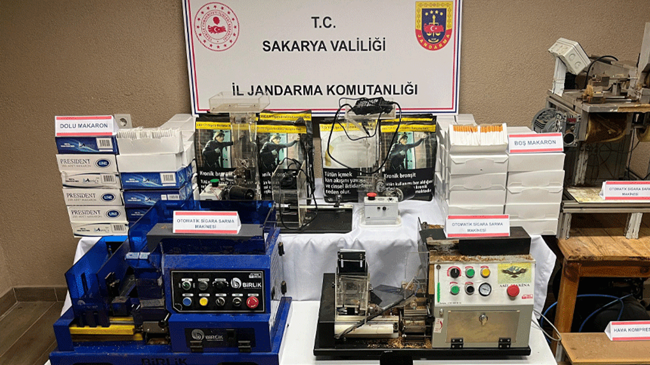 Jandarma'dan Sakarya'da büyük baskın: Adeta sigara fabrikası kurmuşlar!