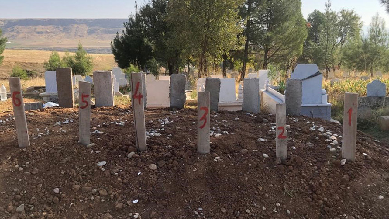 Siirt'teki korkunç kazada yanarak ölen anne ve 5 çocuğuna yürek yakan veda