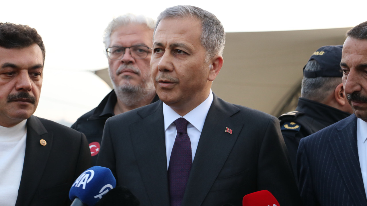 Bakan Yerlikaya: Şu ana kadar kayıp denizcilerimizden herhangi bir emareye rastlamadık