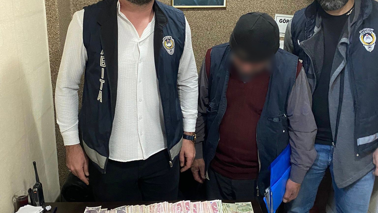 Hem dilendiği paralarına el konuldu hem para cezası ödedi