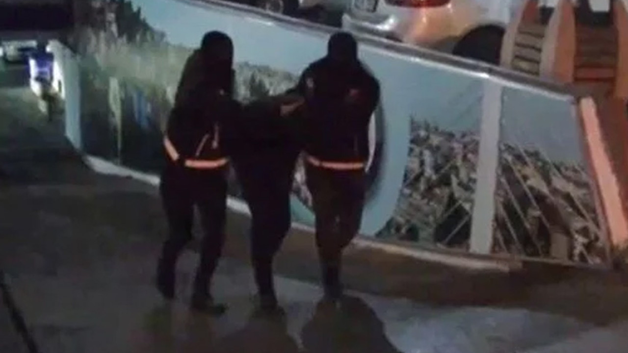 İnterpol'ün kırmızı bültenle aradığı şüpheli Esenler'de yakalandı