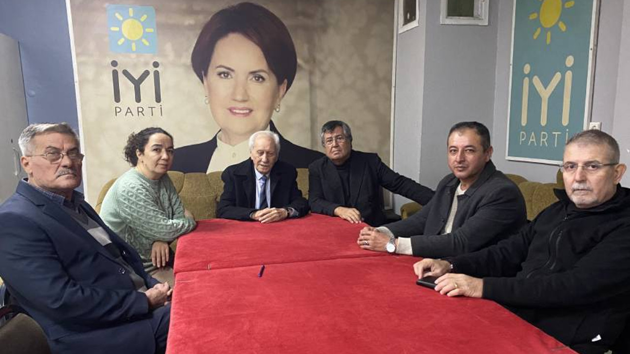 Manisa İYİ Parti'de istifa depremi