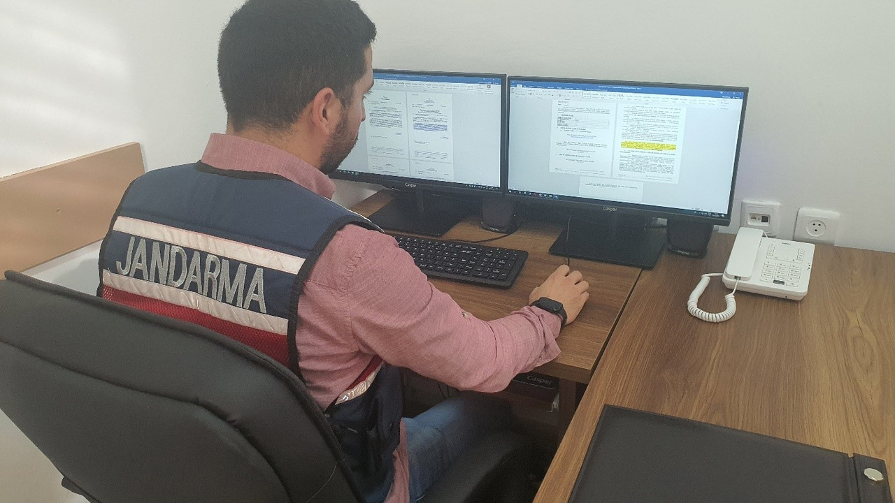 Terör propagandası yapıyorlardı, Jandarmanın ağına takıldılar